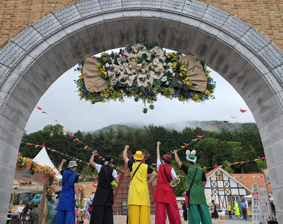 독일마을 맥주축제 ✨ 키다리삐에로…